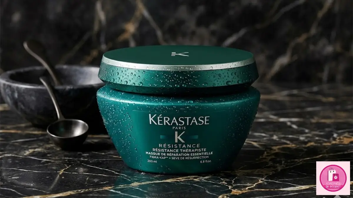 Detalhe do selo holográfico de originalidade Adipec em produto Kérastase.